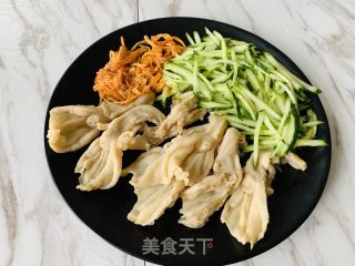 火麻油芥末鸭掌的做法步骤：7