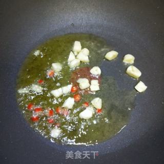 韭菜炒蚕豆的做法步骤：7