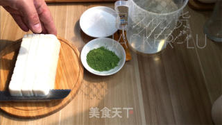 抹茶豆腐布丁，好吃又好做，抹茶脑袋可以制作起来。的做法步骤：1