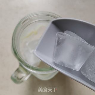 西班牙拿铁的做法步骤：2