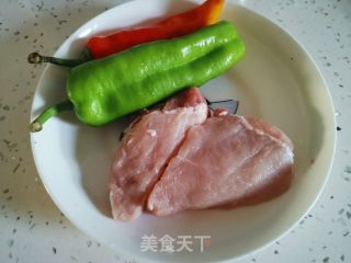 东北溜肉段的做法步骤：1