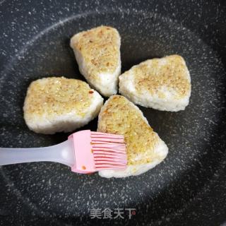 紫菜饭团的做法步骤：11