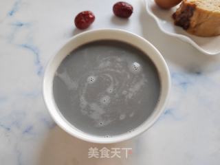 黑芝麻黑豆豆浆的做法步骤：3