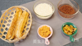 粢饭团丨早餐吃一个半天都不饿的做法步骤：1