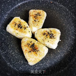 紫菜饭团的做法步骤：12