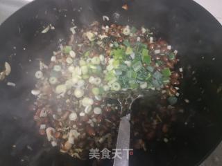 酸菜炒苗豆的做法步骤：6