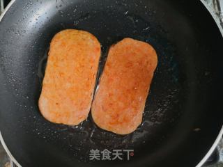 午餐肉饭团的做法步骤：6