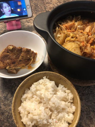 韩国料理之土豆猪骨汤的做法步骤：9