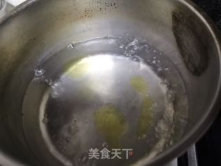 青酱意面的做法步骤：2