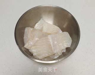 家庭制作鱼丸的做法步骤：1