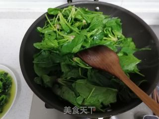 素炒菠菜的做法步骤：2