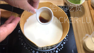 探索抹茶魅力，尝试抹茶巴巴露亚的独特风味！的做法步骤：4