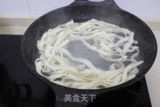 云南名小吃——大酥牛肉面的做法步骤：15