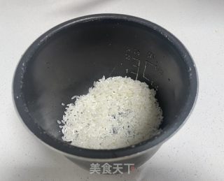 生滚鱼片粥的做法步骤：1