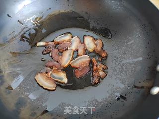 酱肉炒线椒豆干的做法步骤：4