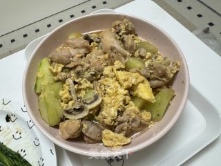 蘑菇滑鸡黄瓜蛋料理的做法步骤：9