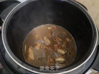 蔓越莓汁烧排骨的做法步骤：7