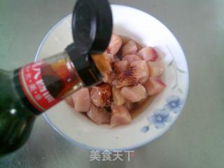 蘑菇炒鸡胸肉的做法步骤：6